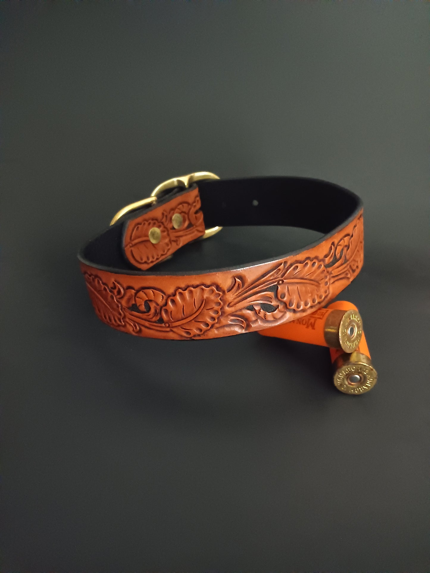 Leaf Tooled Dog Collar